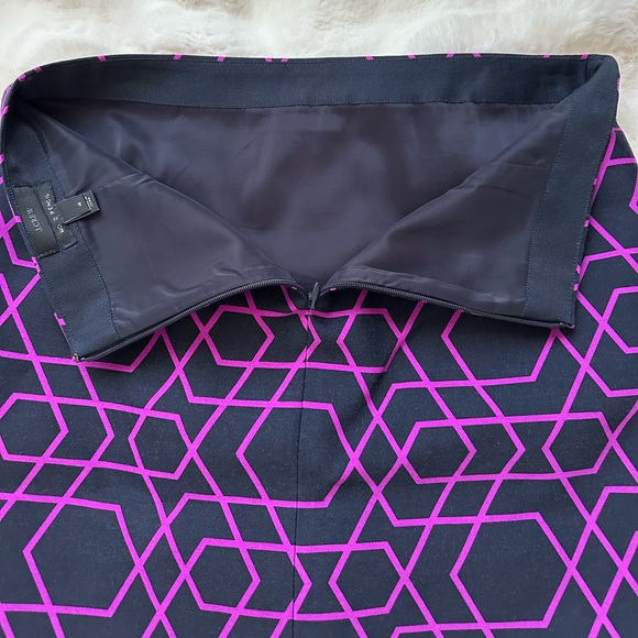 Elegant J. Crew Wool+Silk Geometric Print Pencil Skirt - 4 (S,M) - Picture 7 of 12